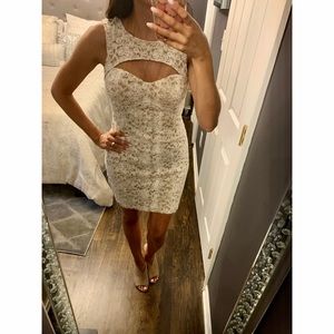 Ivory Lace Bodycon Dress w/ Cut Out
